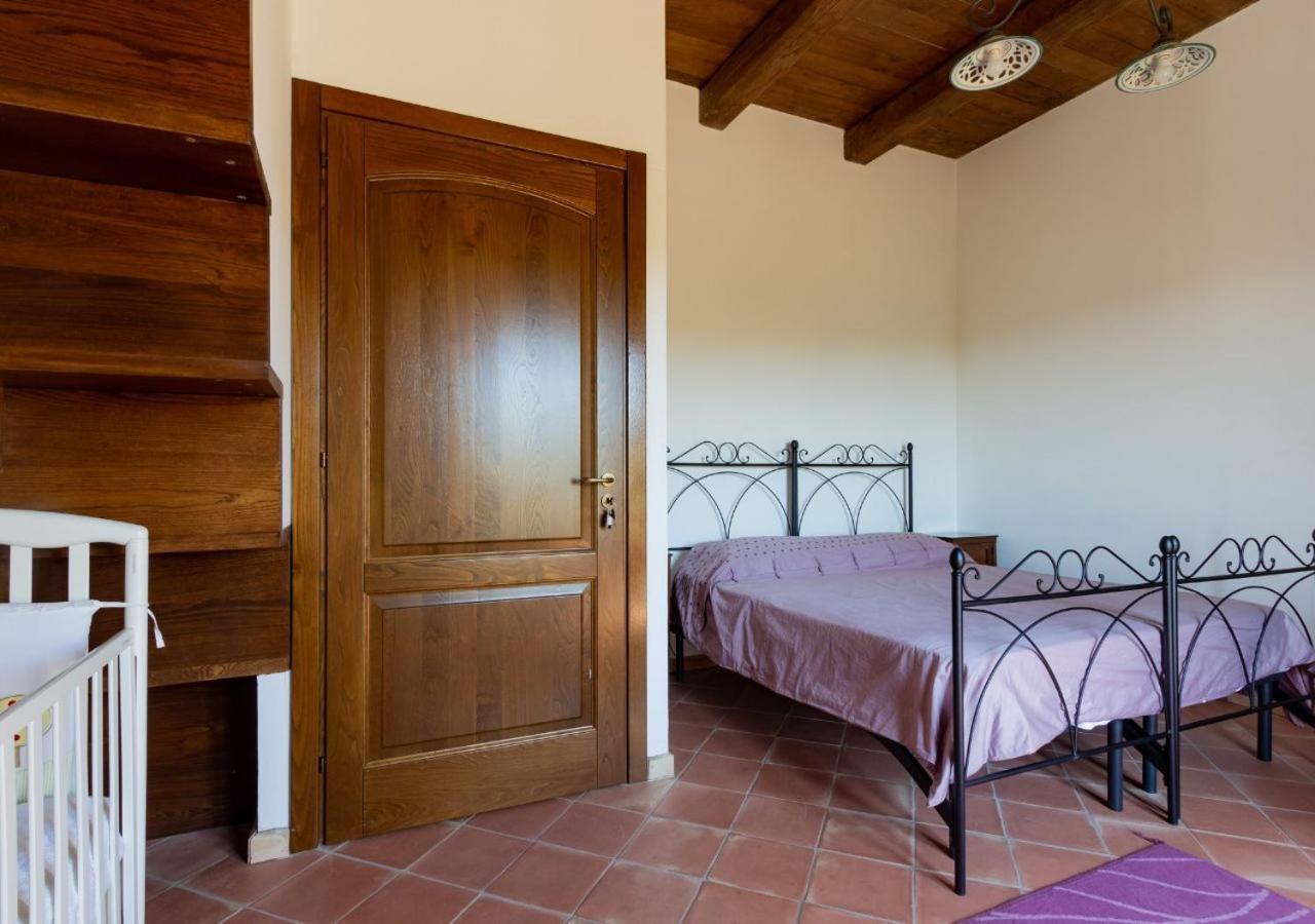 Agriturismo Torre Gialluise Gesualdo Exterior photo