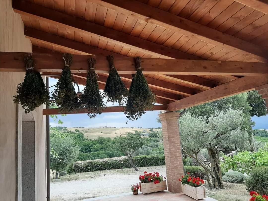 Agriturismo Torre Gialluise Gesualdo Exterior photo