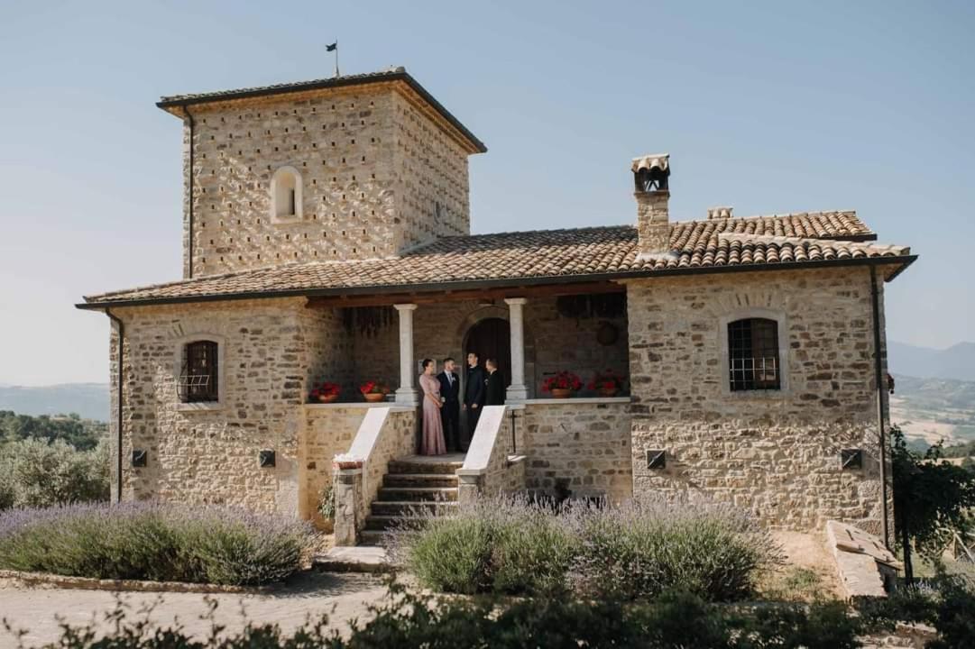 Agriturismo Torre Gialluise Gesualdo Exterior photo