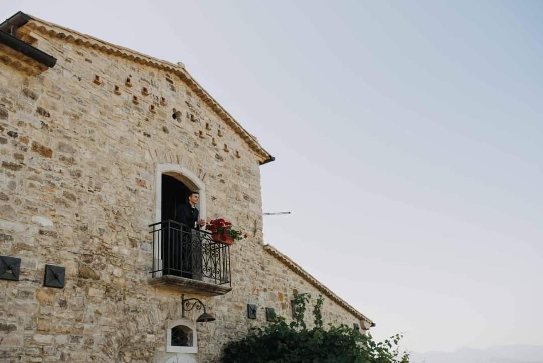 Agriturismo Torre Gialluise Gesualdo Exterior photo